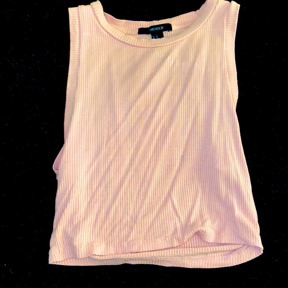 Light pink cropped tank top